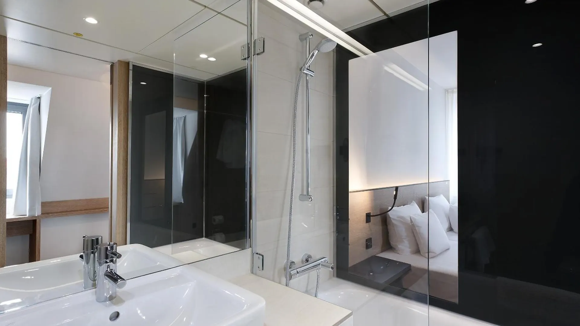 Sorat Hotel Saxx Nuernberg  Nuremberg